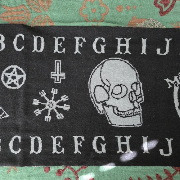 Black and Gray Ouija Board Scarf - Picture 5 of 11